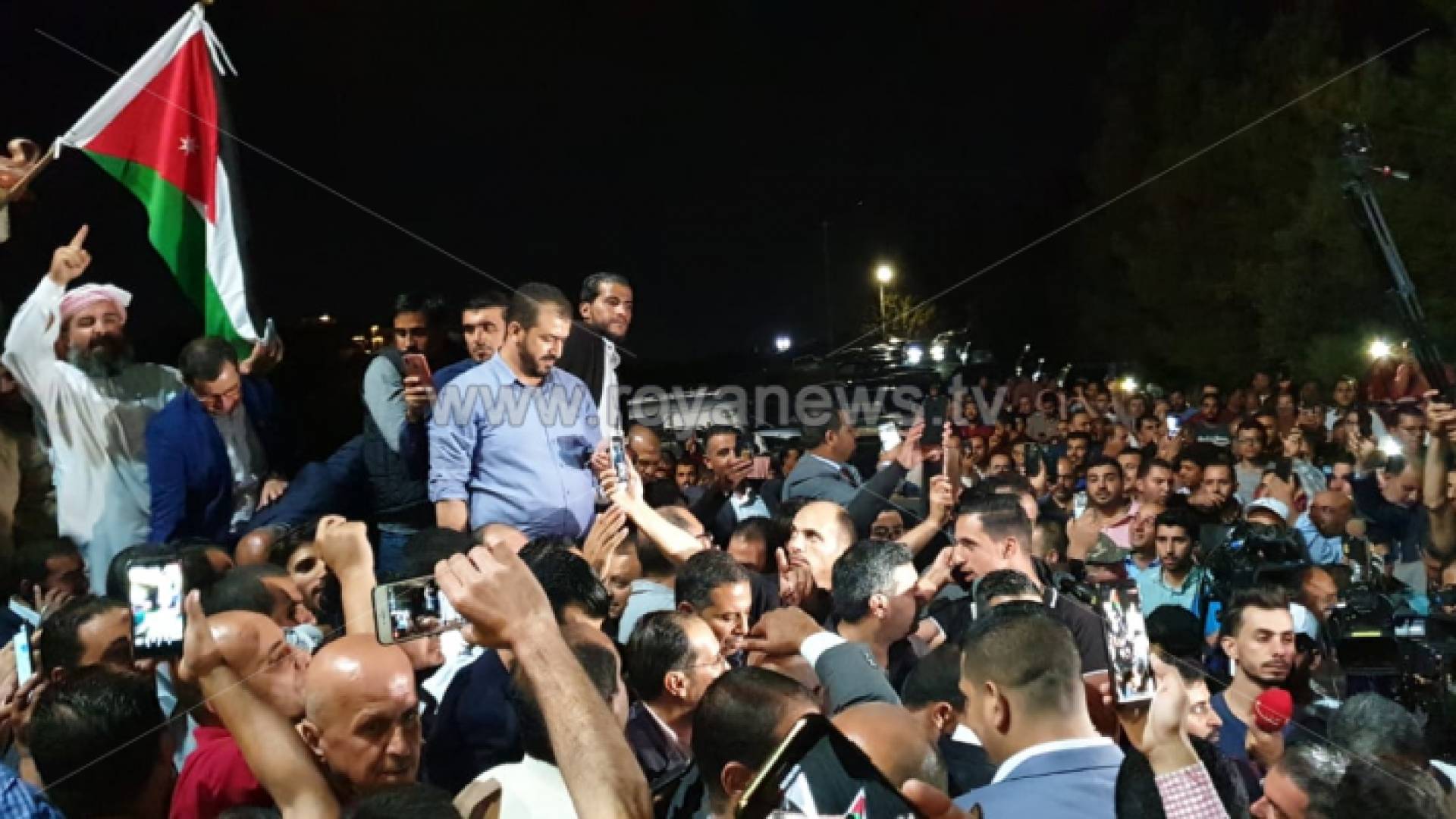 مؤتمر صحفي لنقابة المعلمين حول نتائج الحوار مع الحكومة لفك الإضراب