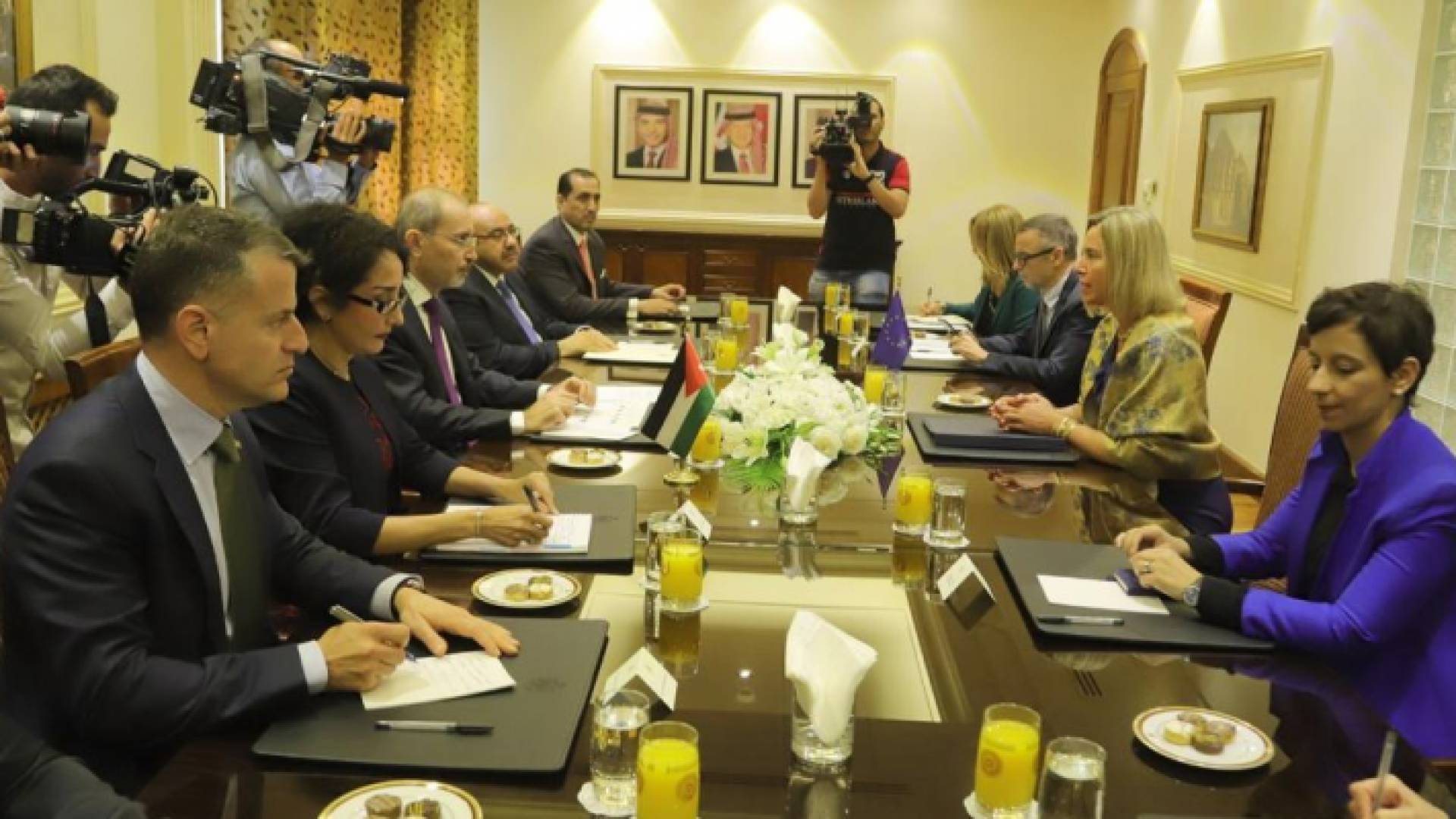 جانب من اللقاء