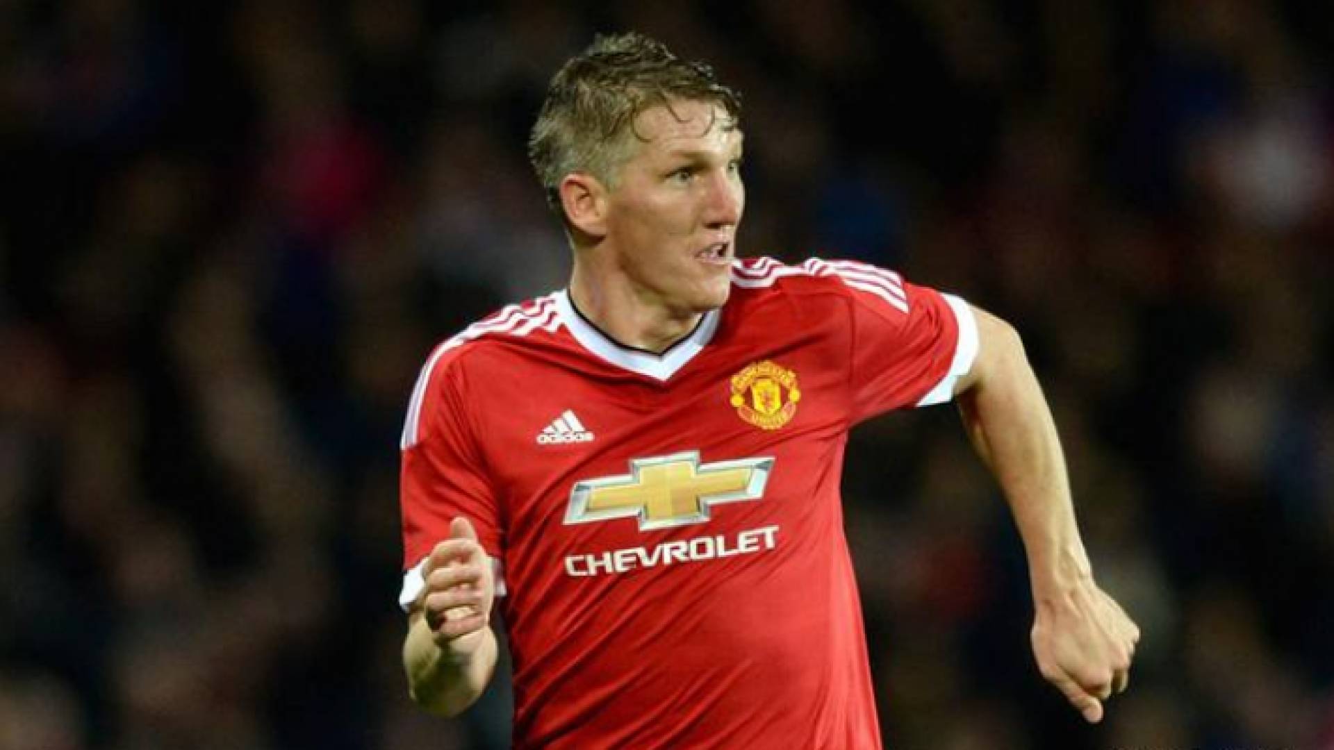 باستيان شفاينشتايجر يعتزل كرة القدم