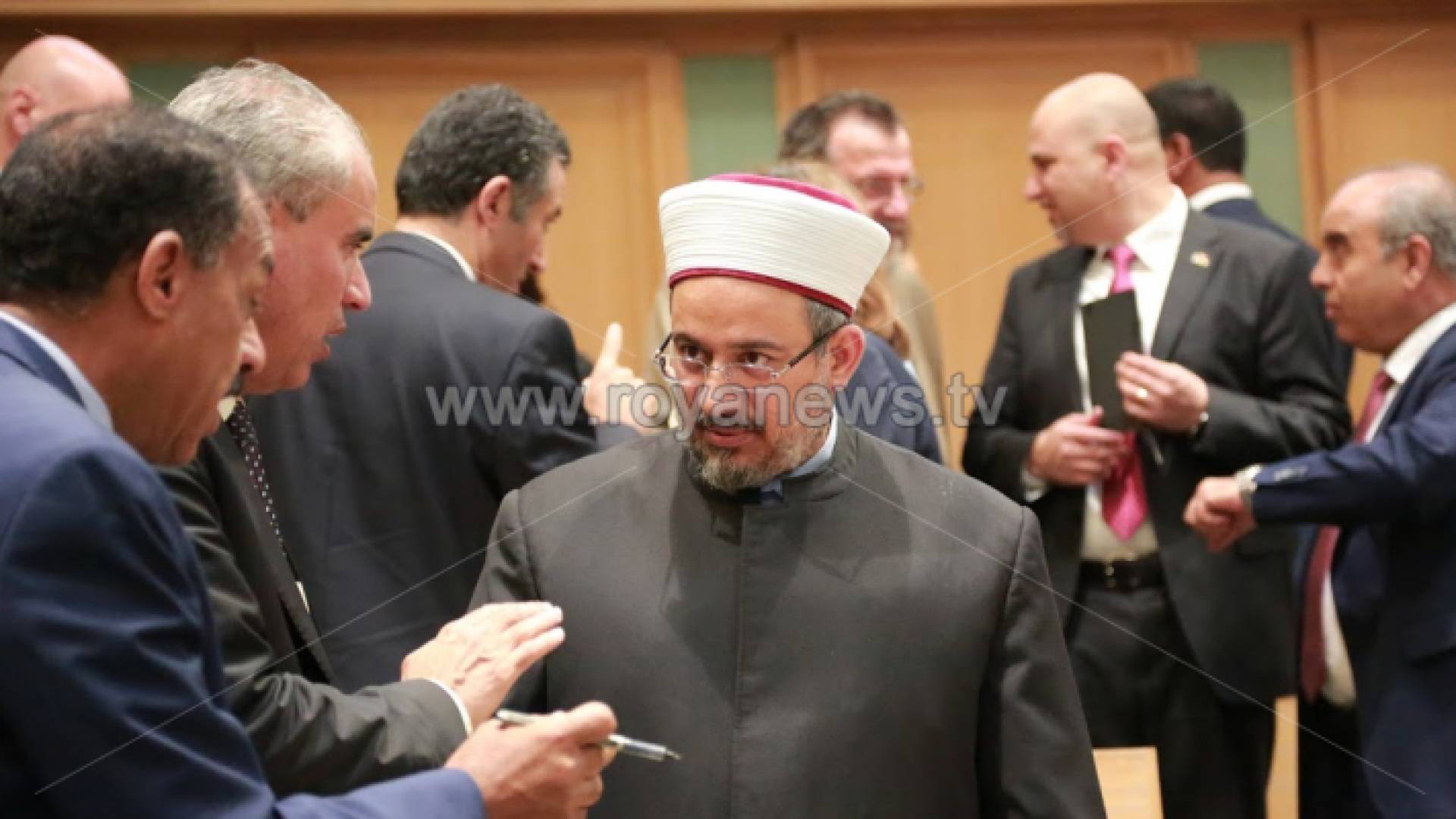 وزير الأوقاف والشؤون والمقدسات الإسلامية الدكتور عبدالناصر ابو البصل