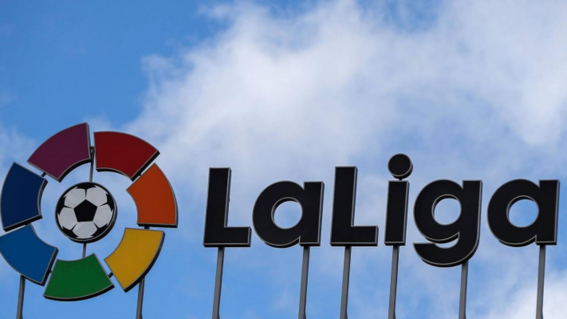 رأى ان ميسي أفضل من نيمار بكثير