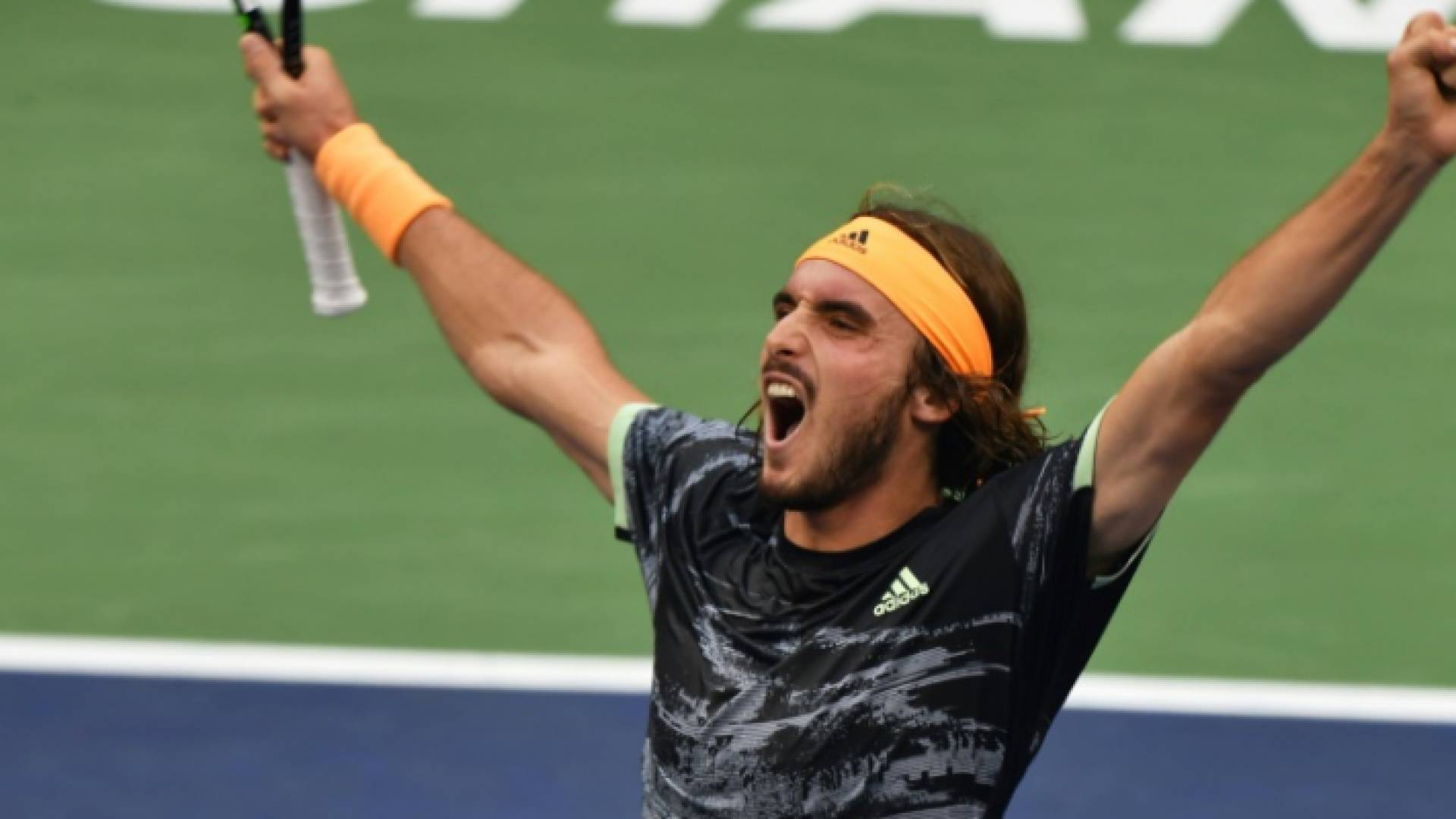 اليوناني ستيفانوس تسيتسيباس