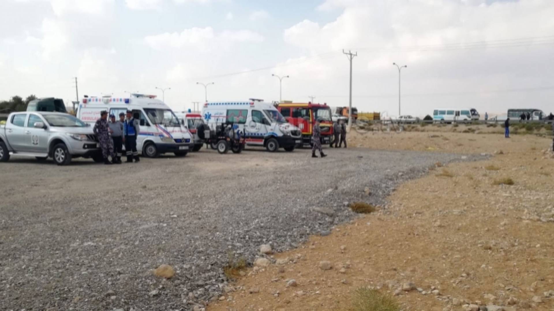 كوادر الدفاع المدني في منطقة سيول بالأردن