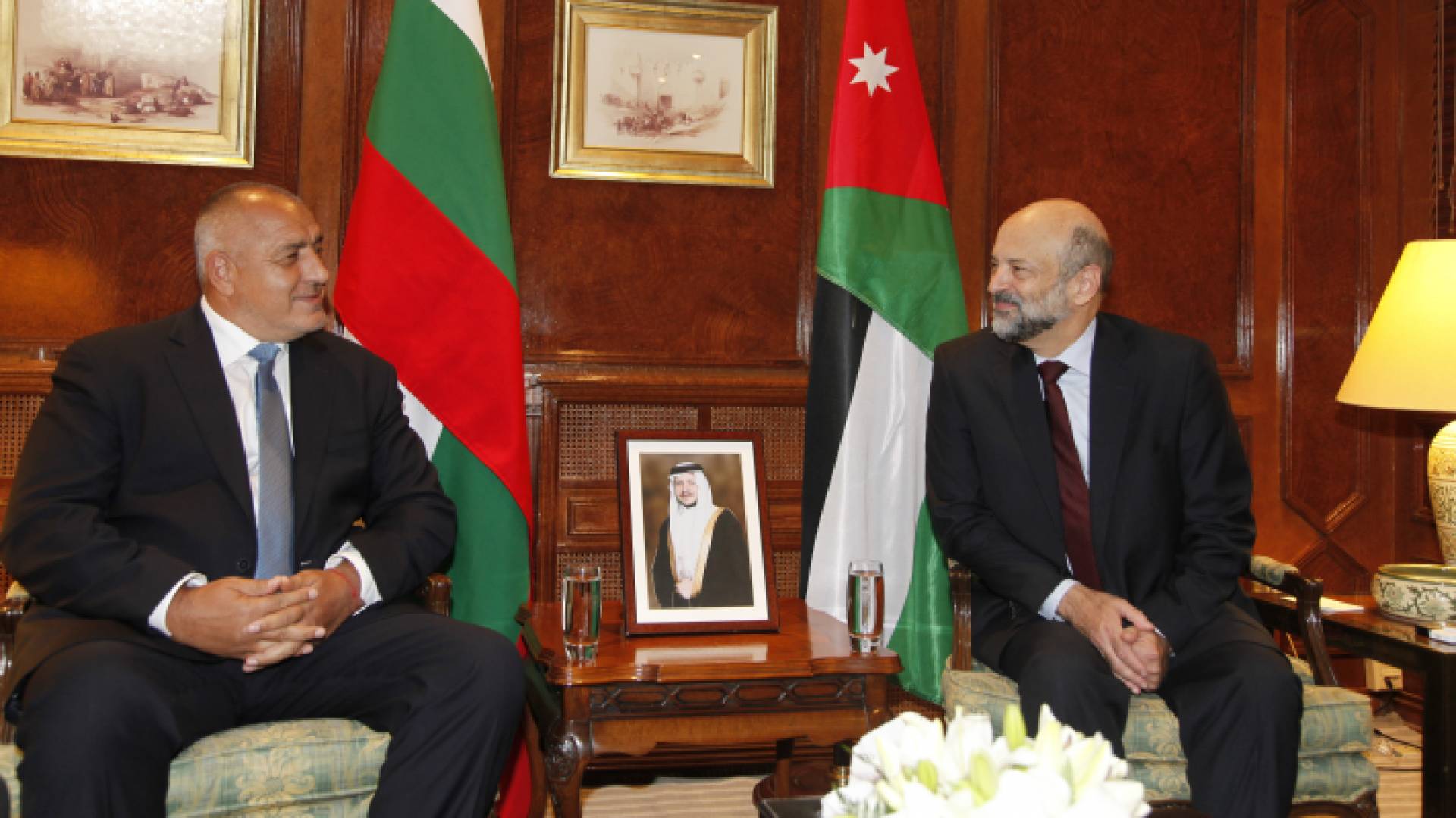الرزاز يجري مباحثات مع رئيس الوزراء البلغاري