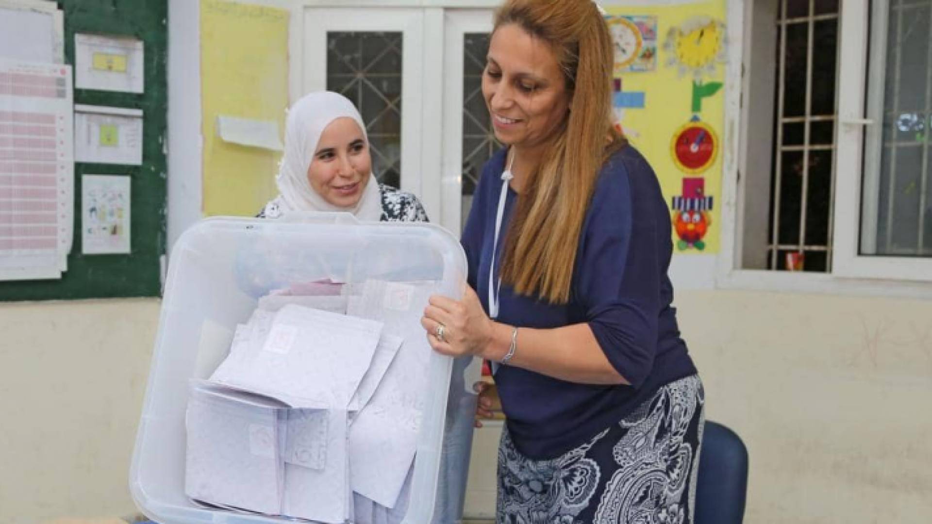 انتهاء التوصيت في الجاولة الحاسمة من السباق الرئاسي بتونس