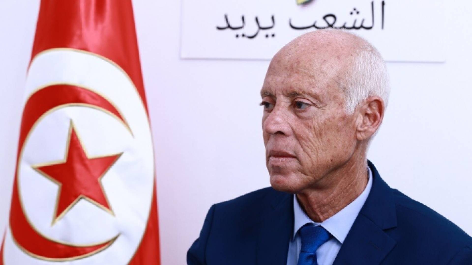 رئاسة تونس.. الاستطلاعات تمنح قيس سعيد فوزا كاسحا