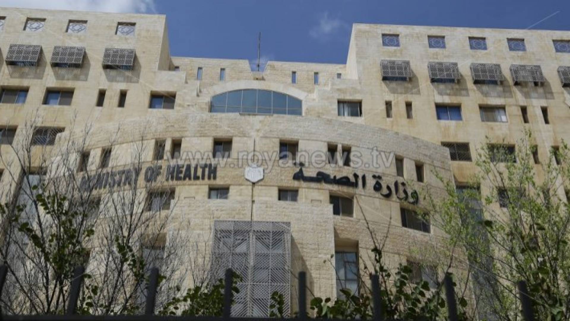 صرف علاوة العمل الإضافي للممرضين الشهر الجاري