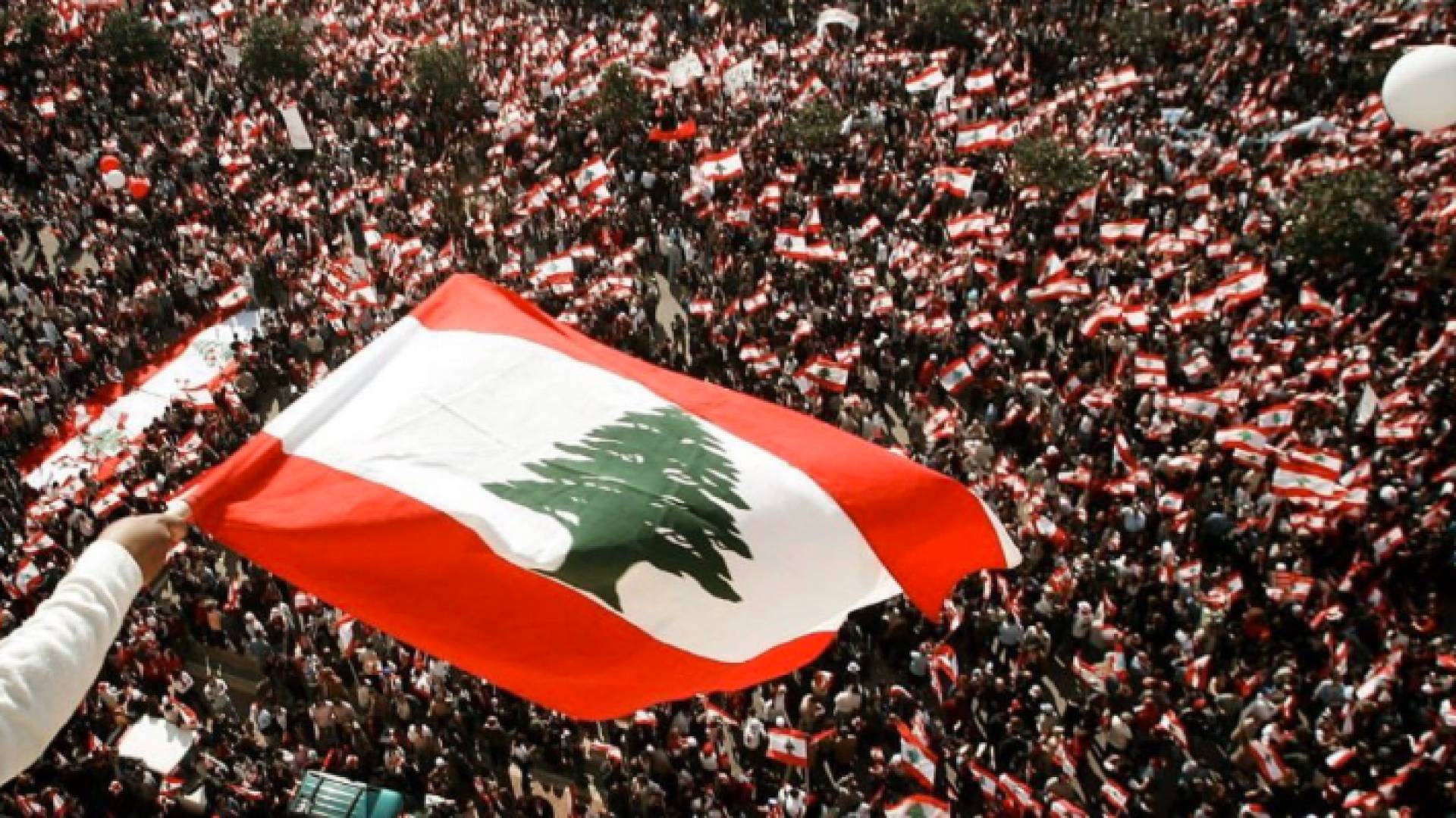 القوى الرئيسية في لبنان تبلغ الحريري موافقتها على خطته الإنقاذية