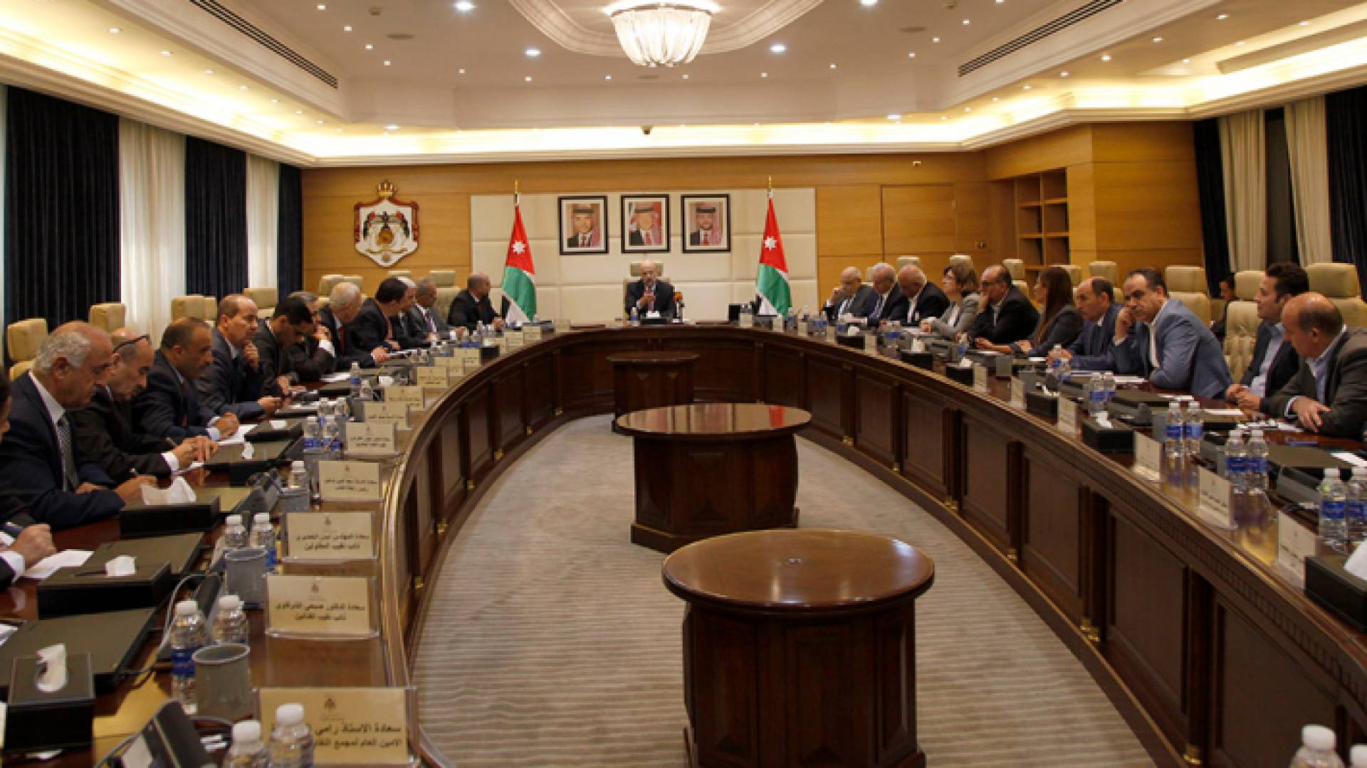 الرزاز يؤكد أهمية الشراكة الحكومية مع النقابات المهنية