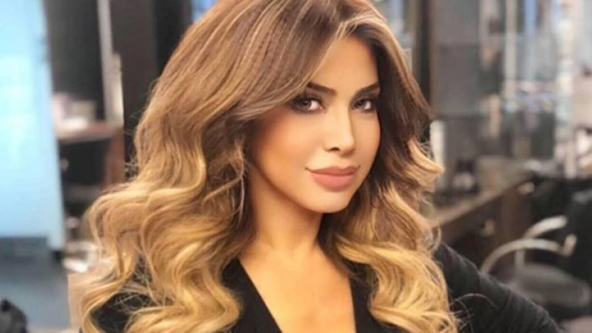 الفنانة نوال الزغبي