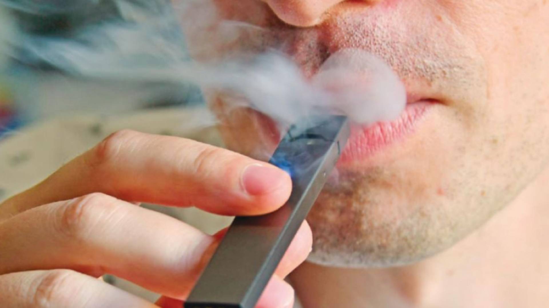 السجائر الإلكترونية تواصل حصد الأرواح في أمريكا