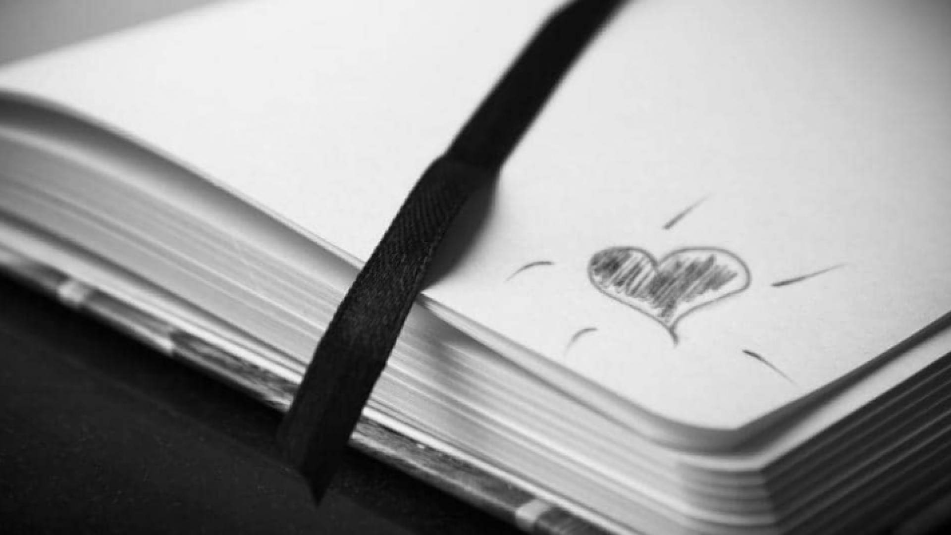 الزوج أراد من وراء تأليف الكتاب تحريض ذاكرة الزوجة على العمل