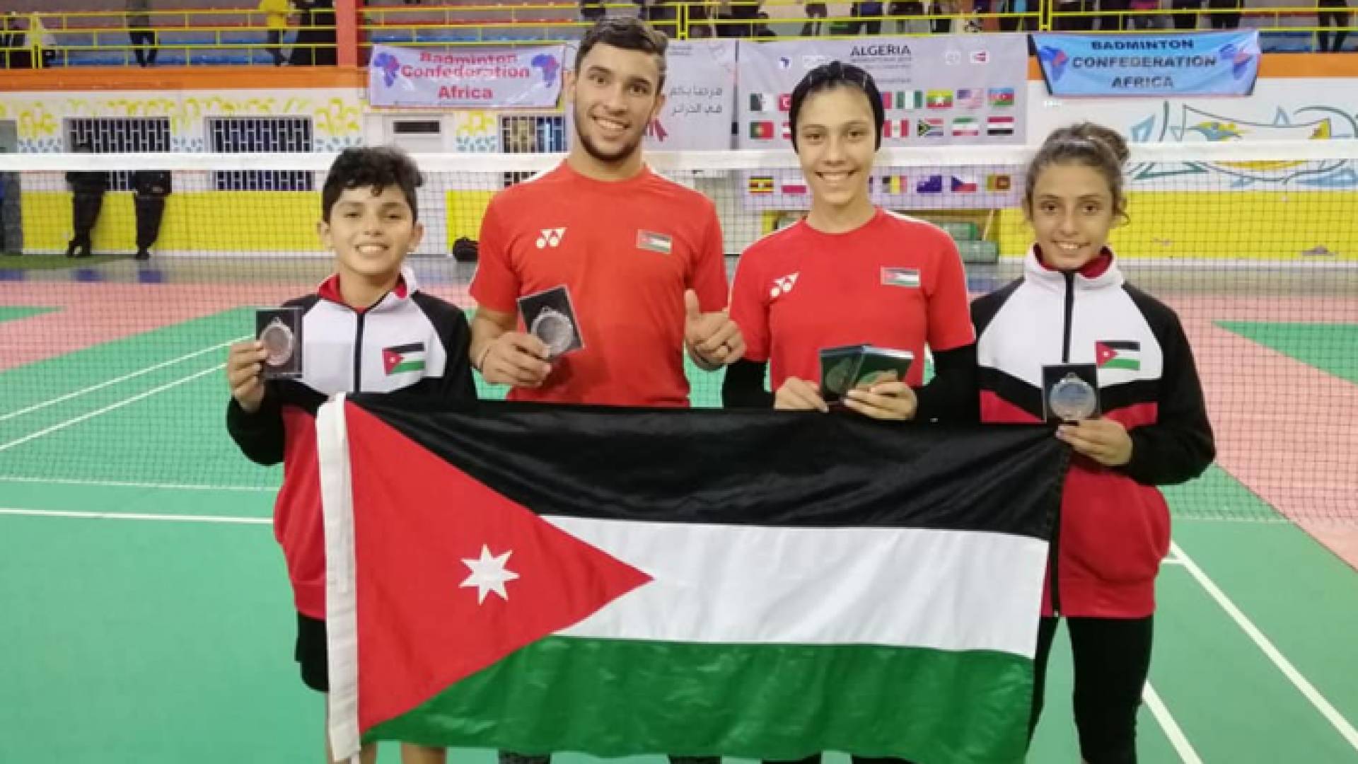5 ميداليات للريشة الأردنية في بطولة الجزائر