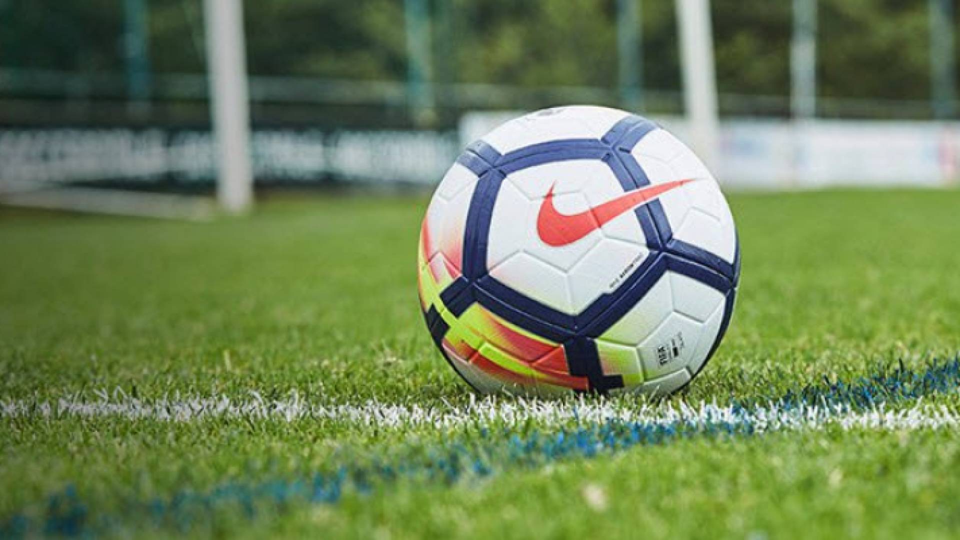 تعرف على أبرز المباريات على الملاعب الأوروبية والعربية الخميس