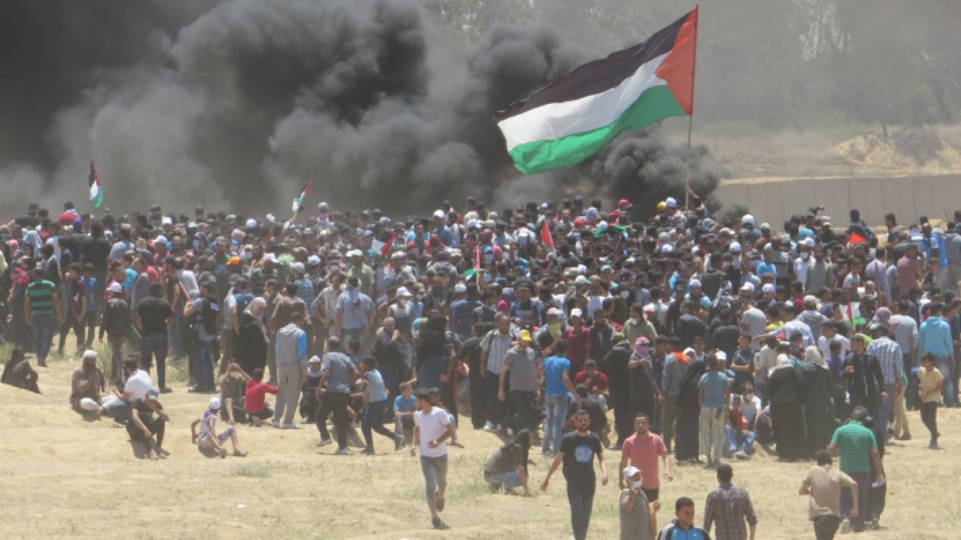 الفلسطينيون يستعدون للمشاركة في جمعة "يسقط وعد بلفور"