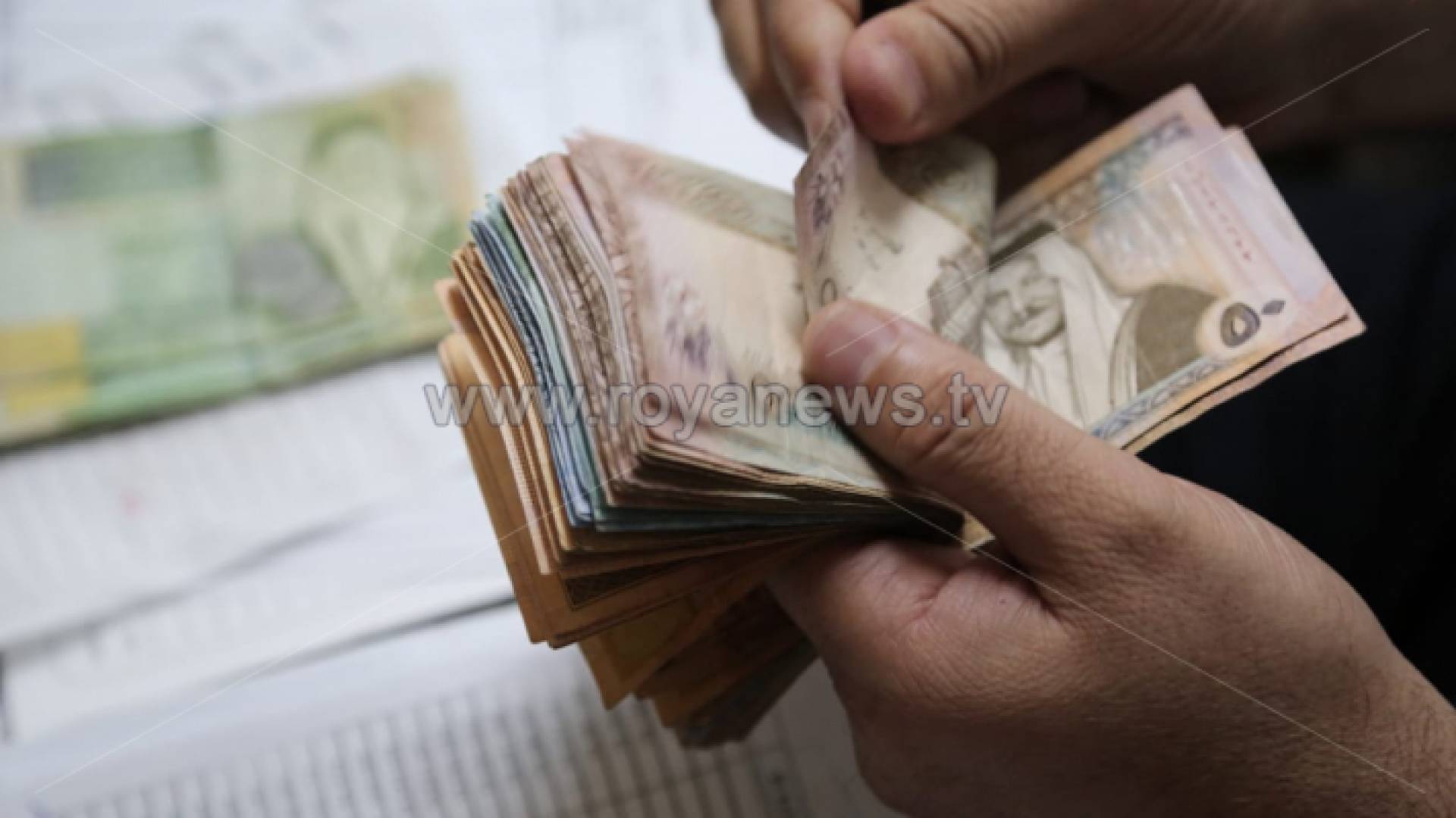 أكثر من 3 مليارات تحصيلات ضريبتي الدخل والمبيعات في الأردن