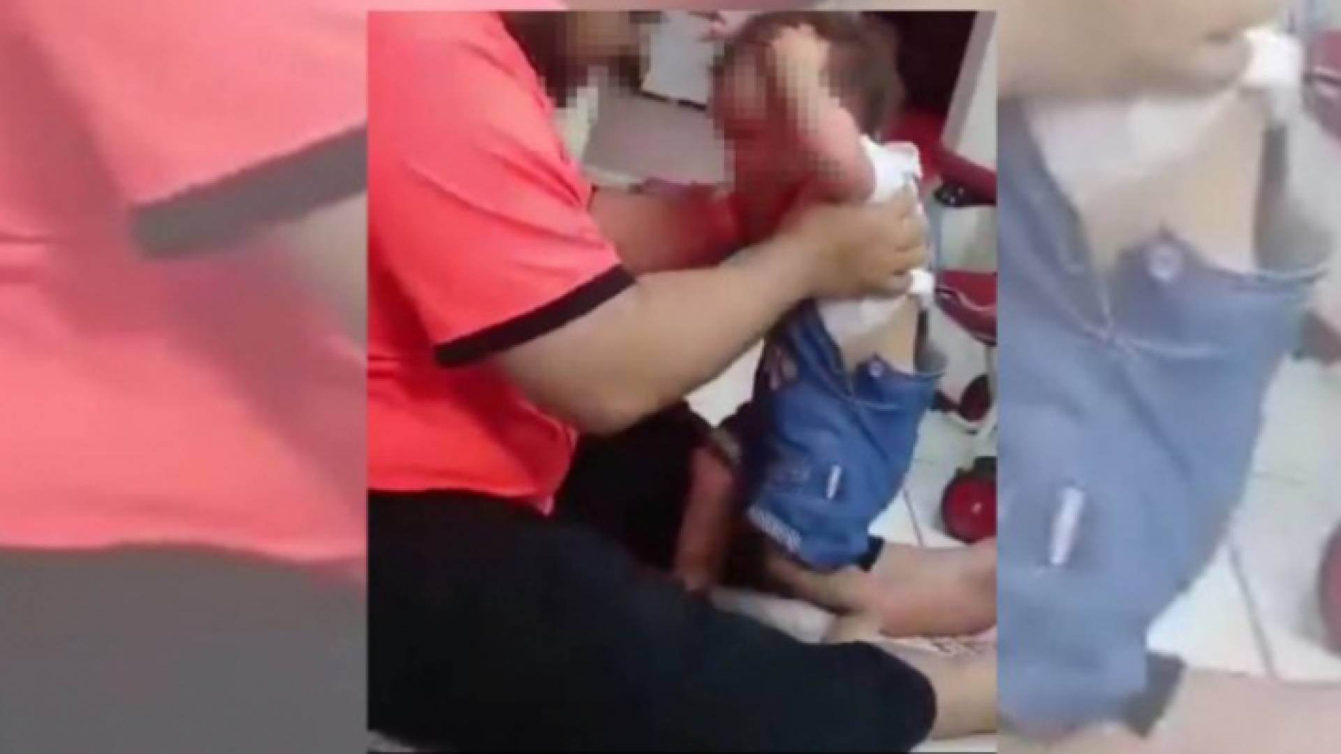 أب يعنف طفله في السعودية - أرشيفية