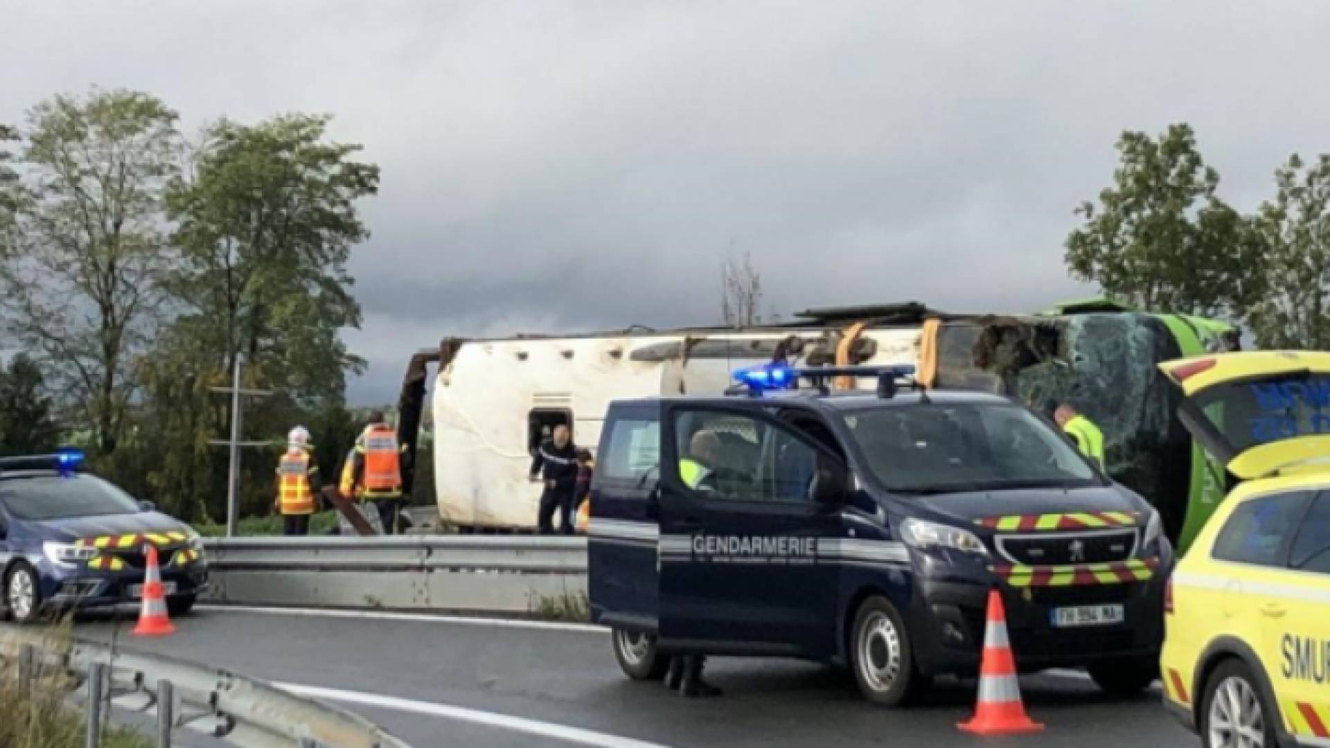 33 جريحا في حادث حافلة بين باريس ولندن