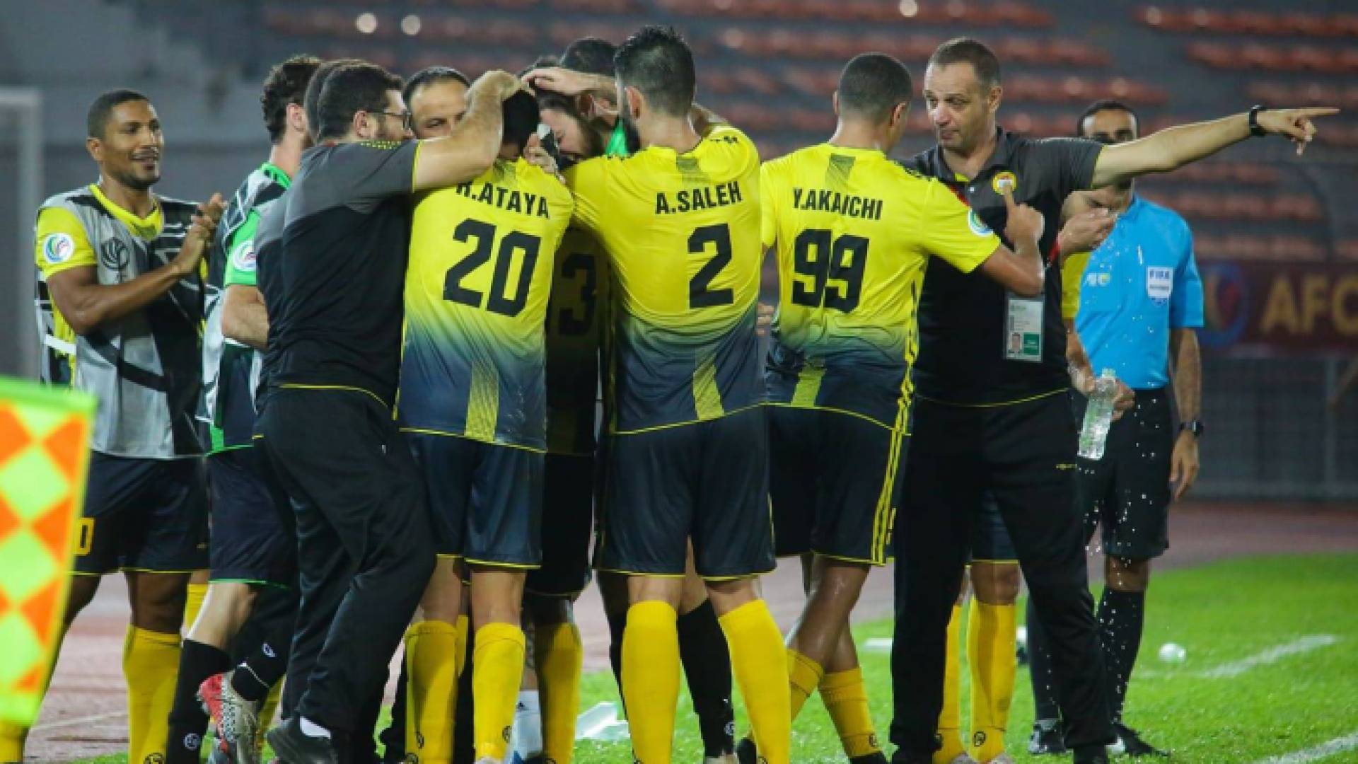 العهد اللبناني يتوج بلقب كأس الاتحاد الآسيوي