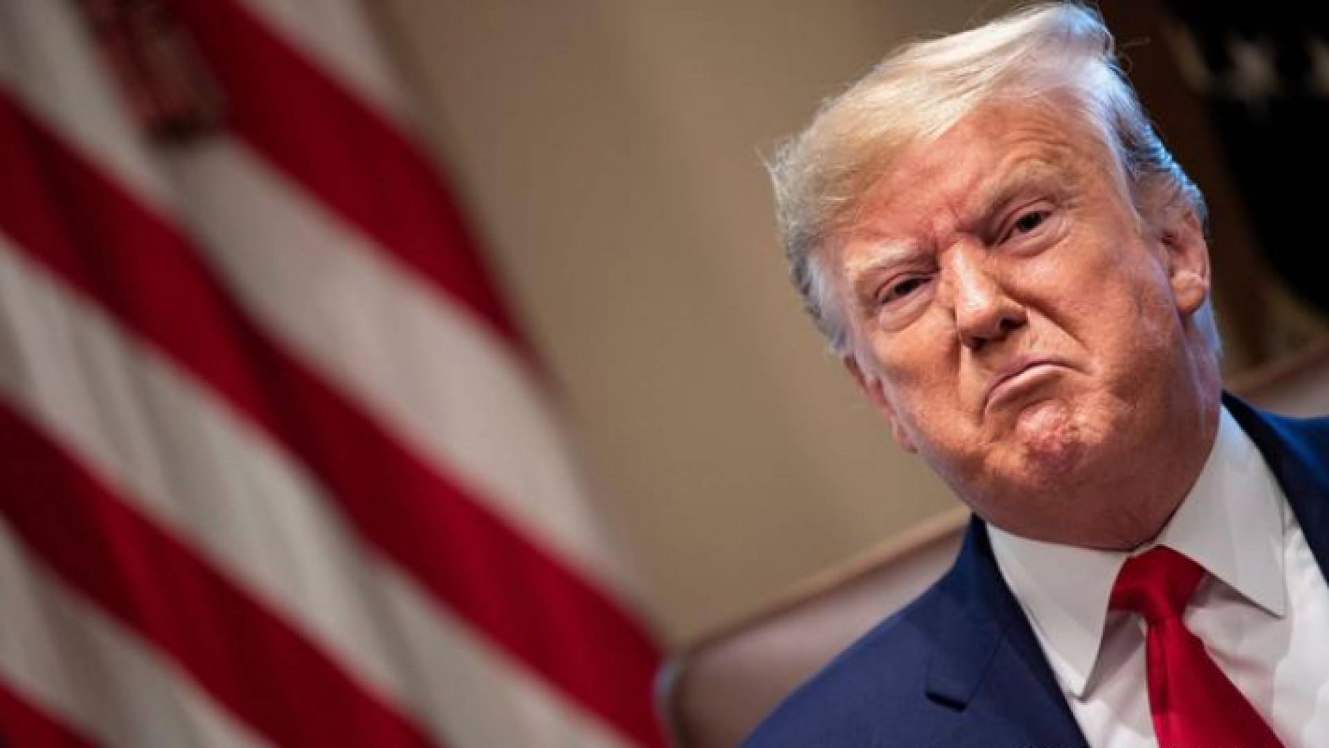 التحقيق الرامي لعزل ترمب يستدعي كبير موظفي البيت الأبيض