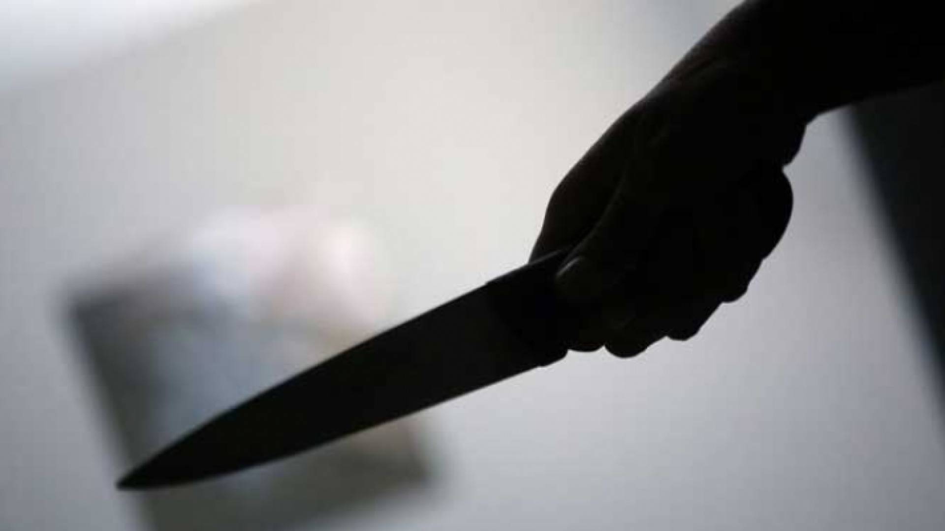 مصري يقتل والده طعنا ويبلغ الشرطة