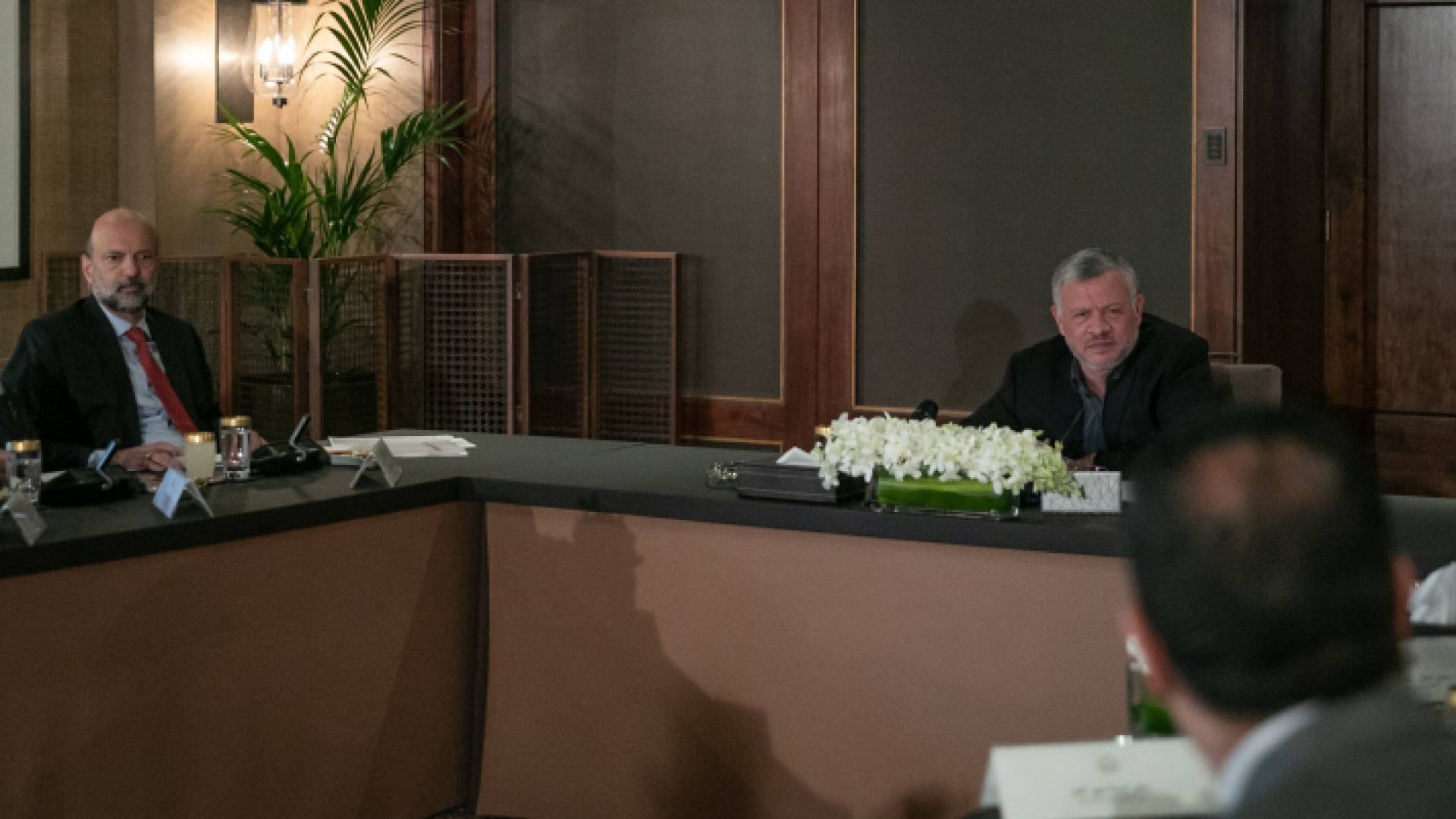 الملك يشارك في ورشة العمل السادسة لتحفيز وتنشيط الاقتصاد