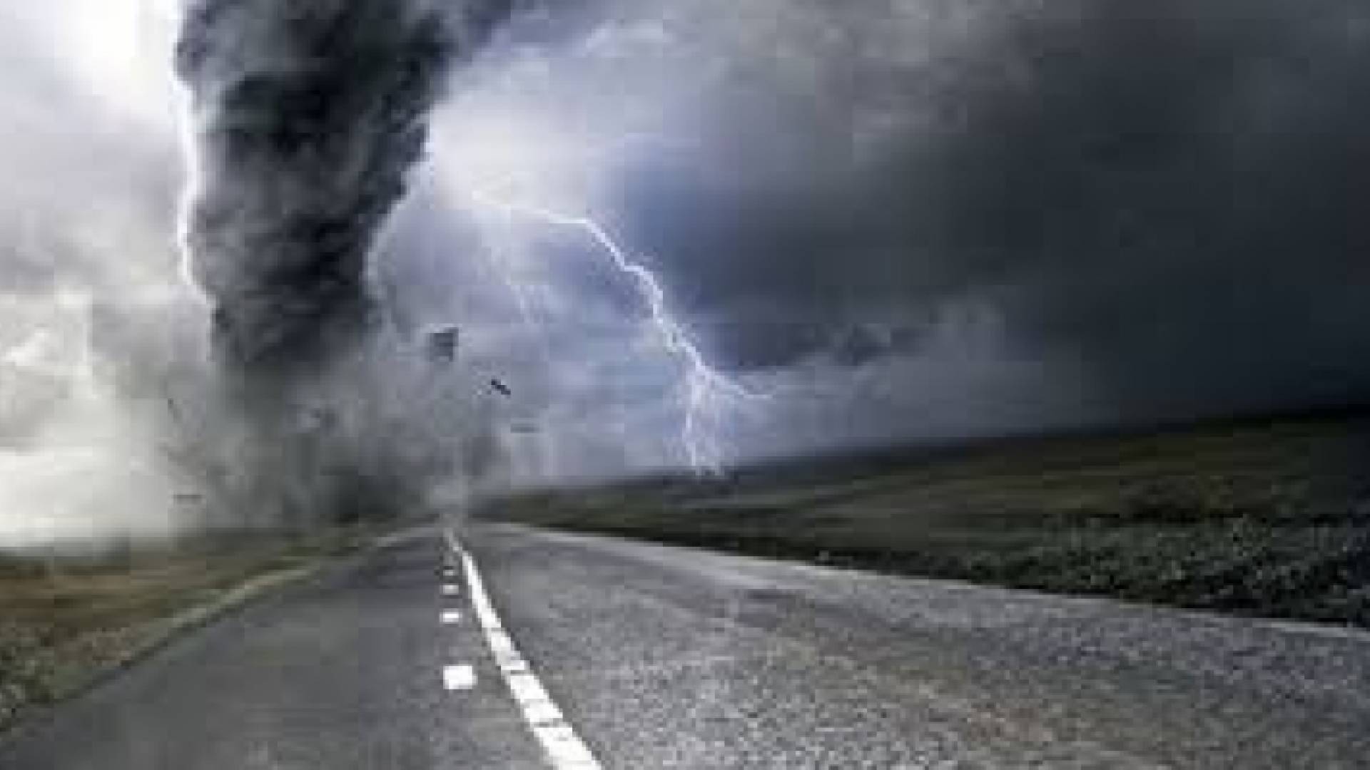 صورة إعصار - أرشيفية