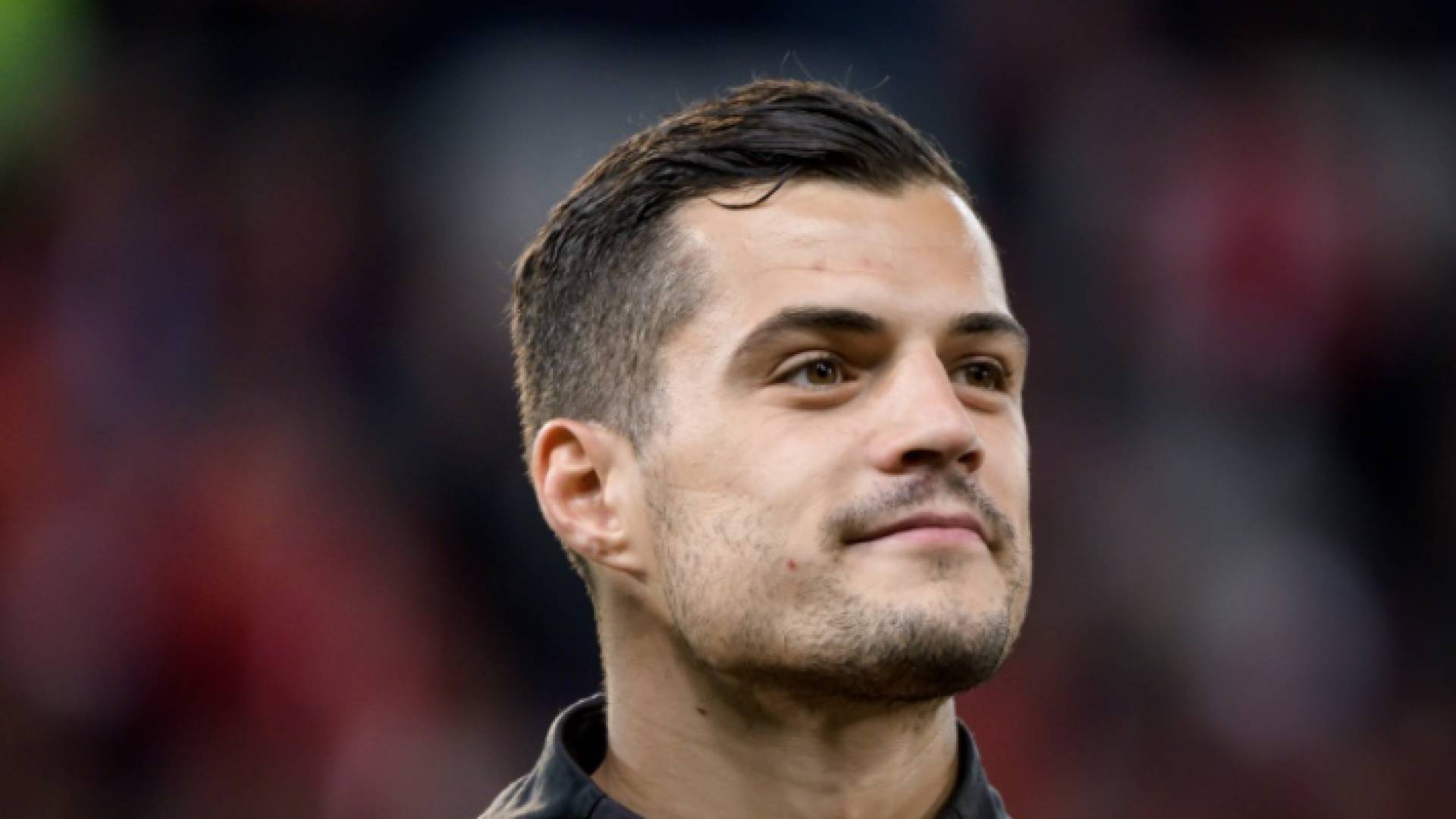 لاعب الوسط السويسري غرانيت تشاكا