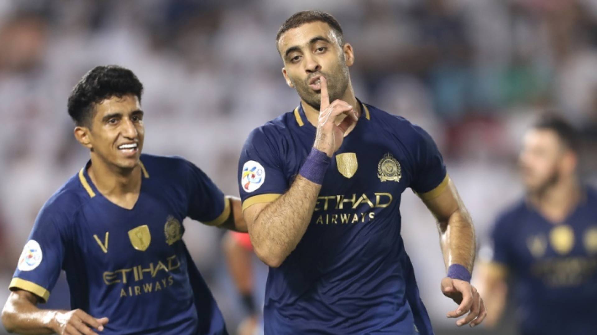 لاعب النصر السعودي عبد الرزاق حمد الله نجم المنتخب المغربي