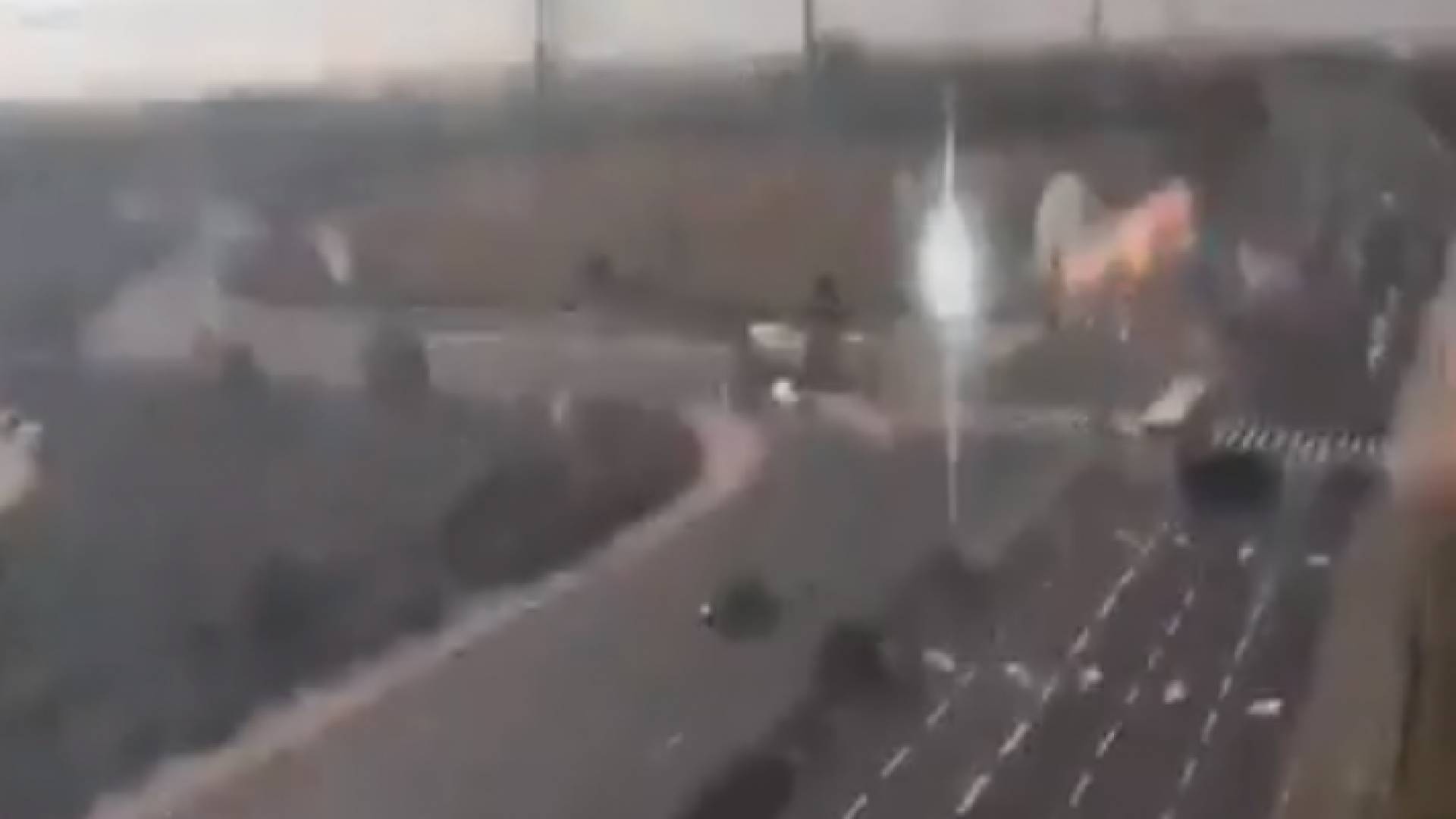 لحظة سقوط صاروخ للمقاومة في مستوطنة جان يافني