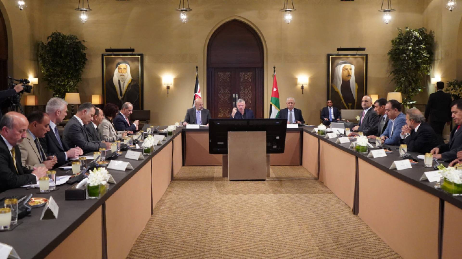 الملك يلتقي رئيس وأعضاء اللجنة التوجيهية لمخطط عجلون التنموي