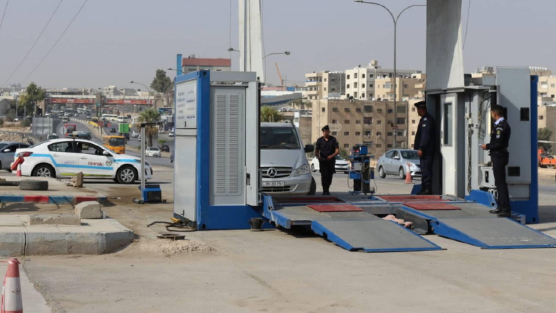 الامن العام يبدأ باستخدام محطة الفحص الفني للمركبات في الحملة الشتوية