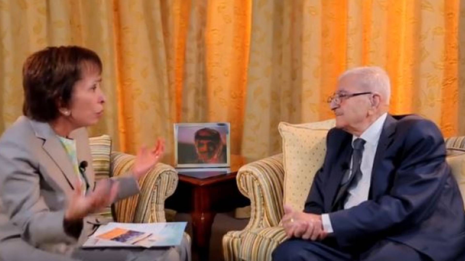 من الفيديو