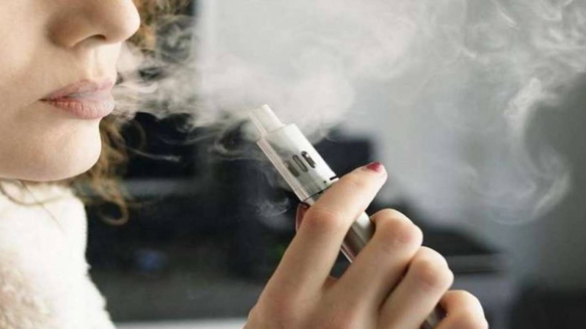 اكتشاف مادة خطيرة جديدة في السجائر الإلكترونية