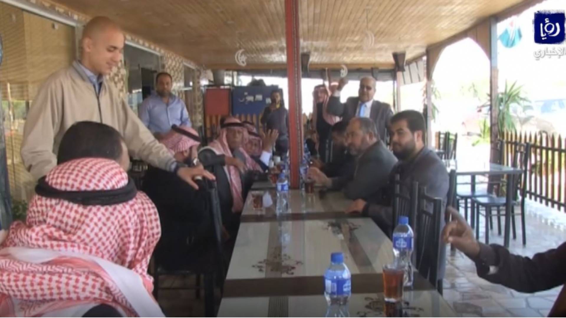 مزارعون يزورون منطقة الباقورة
