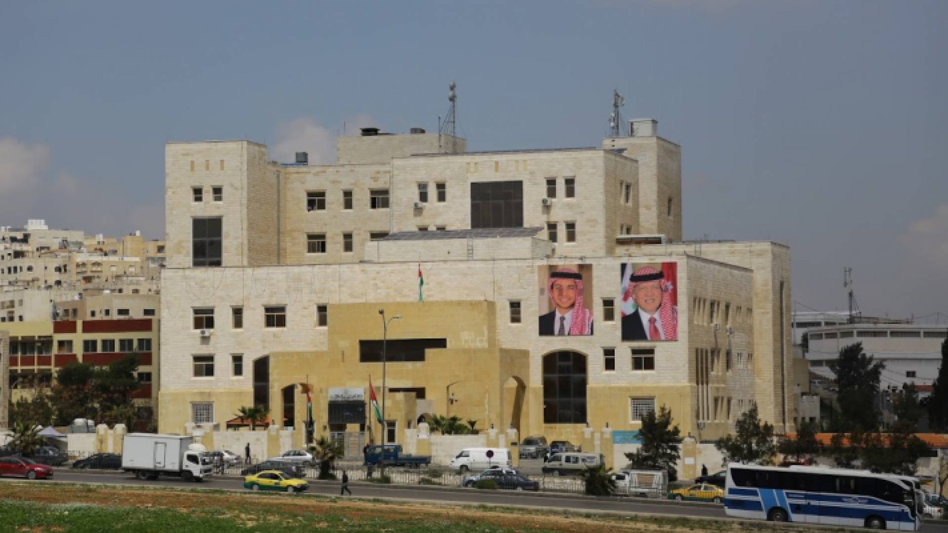 دائرة الأحوال المدنية والجوازات