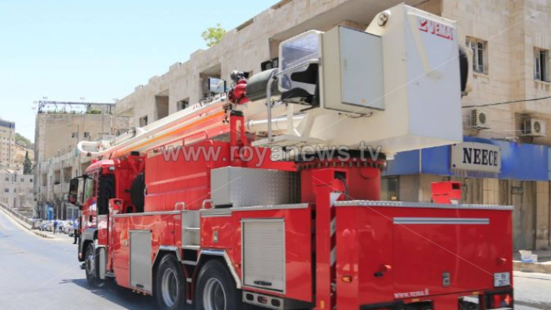 سيارة دفاع مدني- ارشيفية