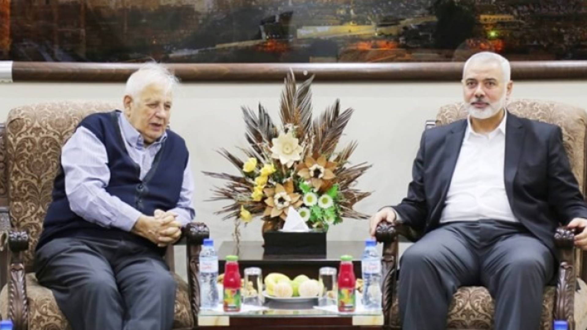 حماس تعلن تاجيل ردها المكتوب حول الانتخابات لرئيس اللجنة حنا ناصر