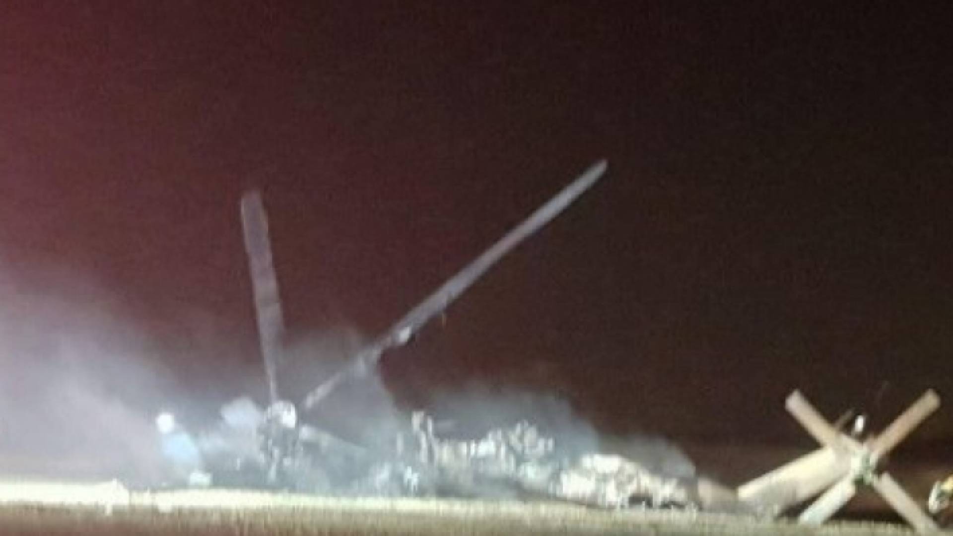 تحطم طائرة تابعة للاحتلال واشتعال النيران فيها