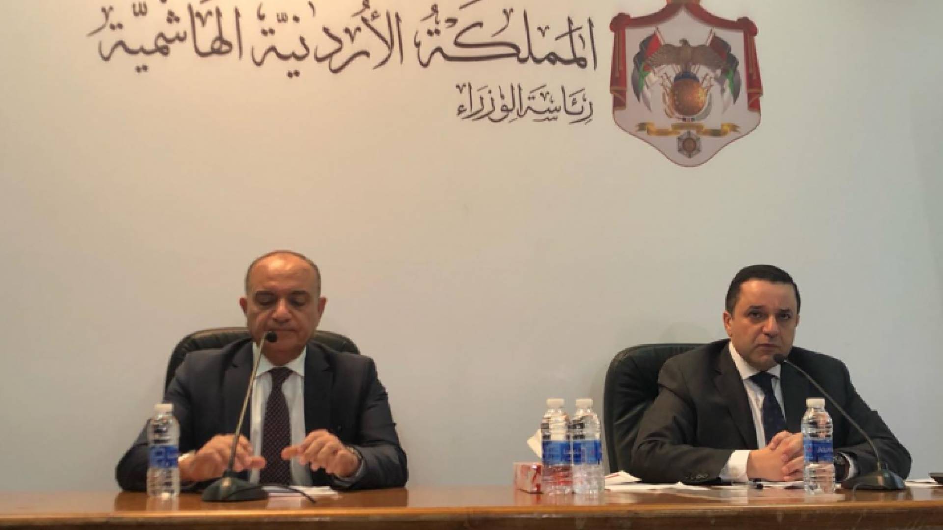 جانب من الإيجاز الصحفي لوزيري المالية والإعلام