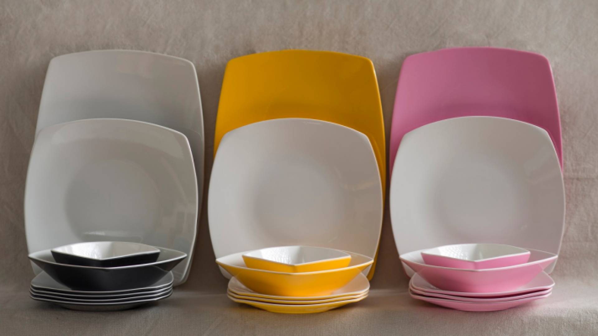 أطباق الميلامين