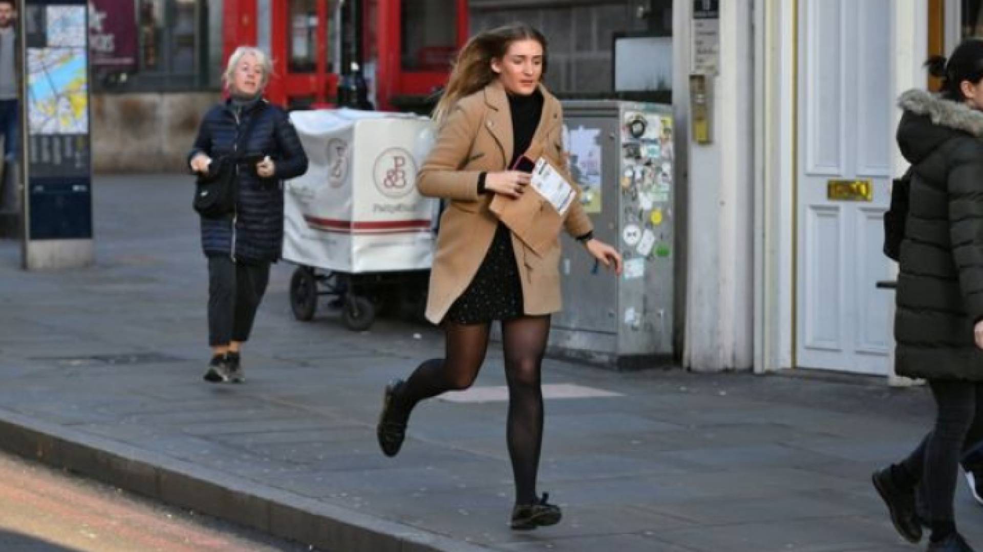 المشتبه به كان يحمل متفجرات "زائفة"