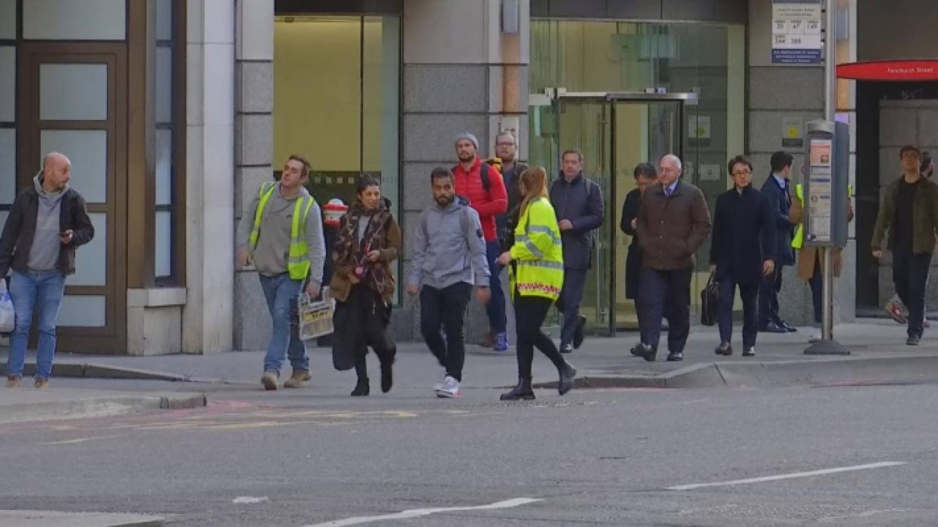 داعش يتبنى حادث الطعن الإرهابي في لندن