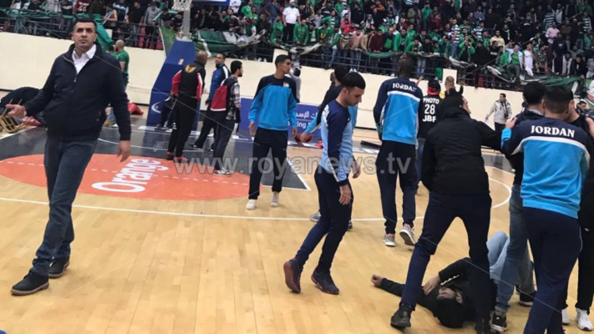 أحداث شغب عقب مباراة الاهلي والوحدات