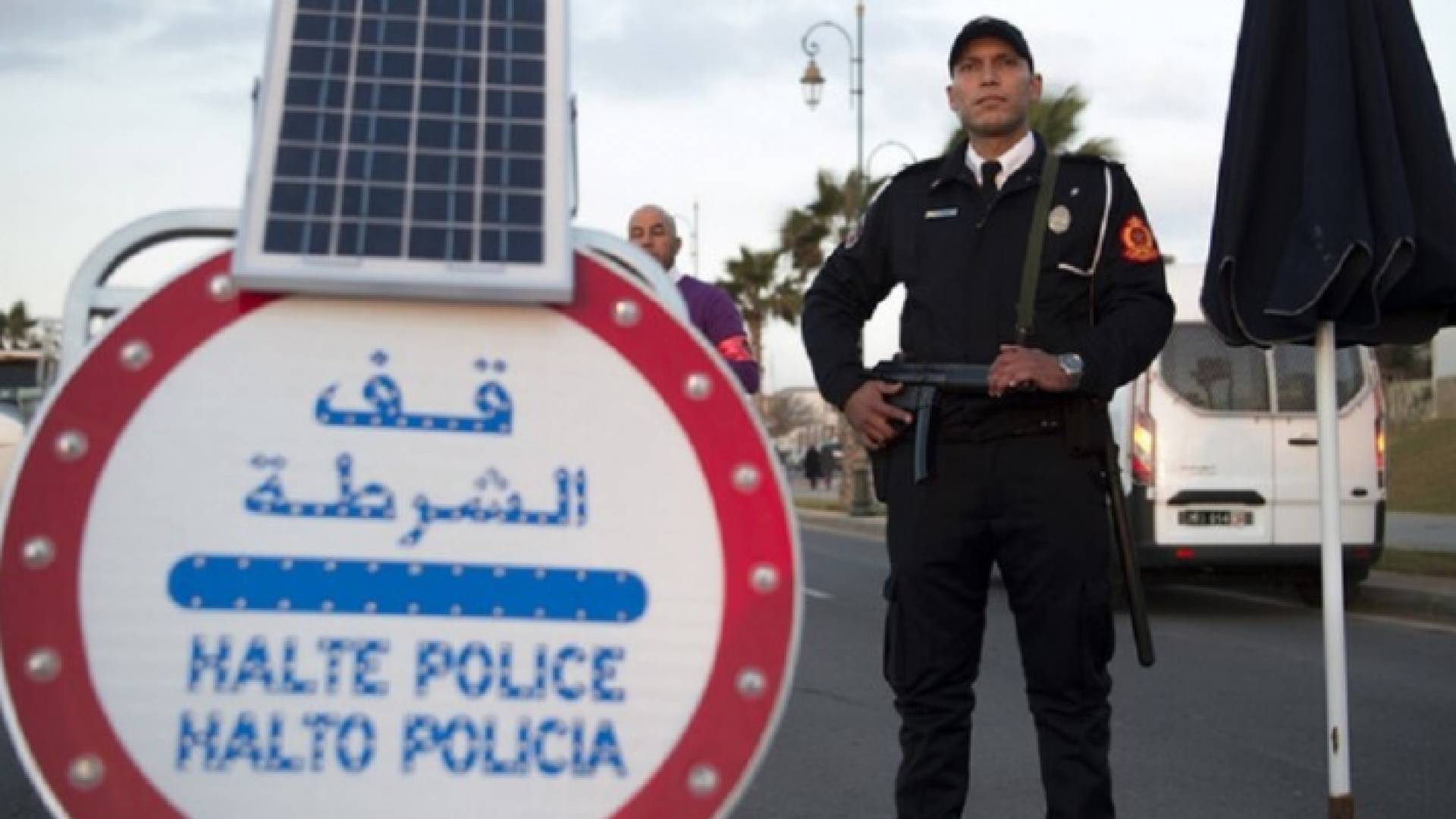 عنصر من الشرطة المغربية