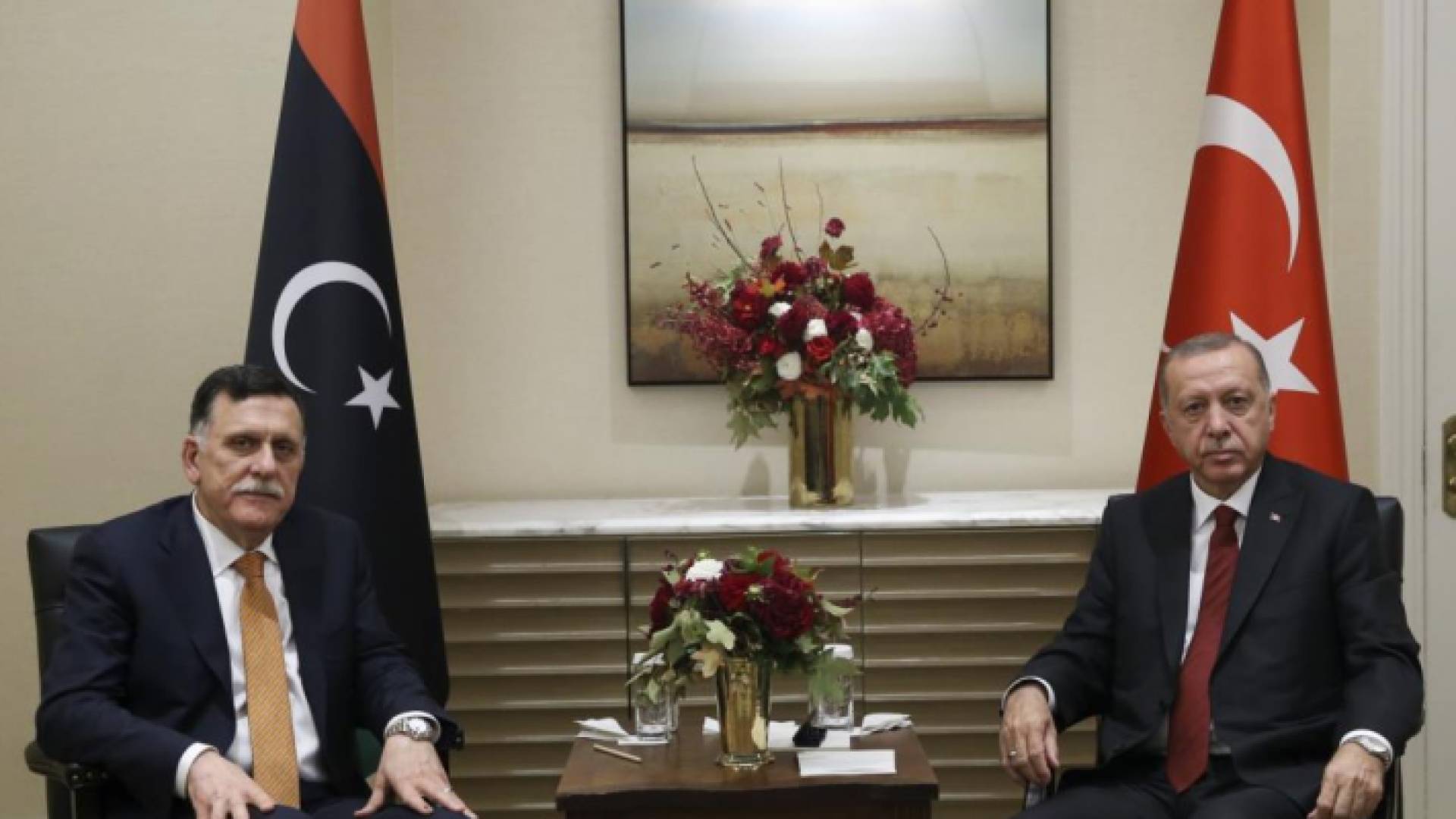 االرئيس التركي رجب طيب اروغان و فايز السراج