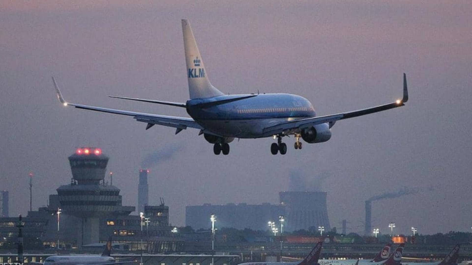 أطول الرحلات الجوية في العالم تنتهي حيث بدأت