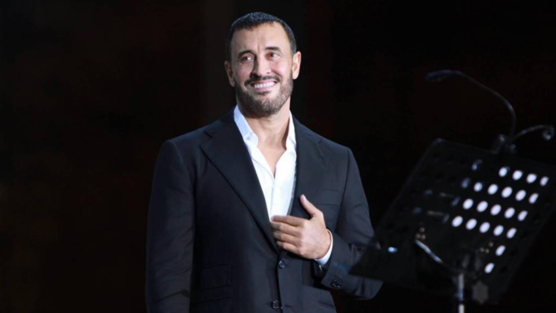 كاظم الساهر يلغي حفلا فنيا في السعودية بسبب الأوضاع في العراق