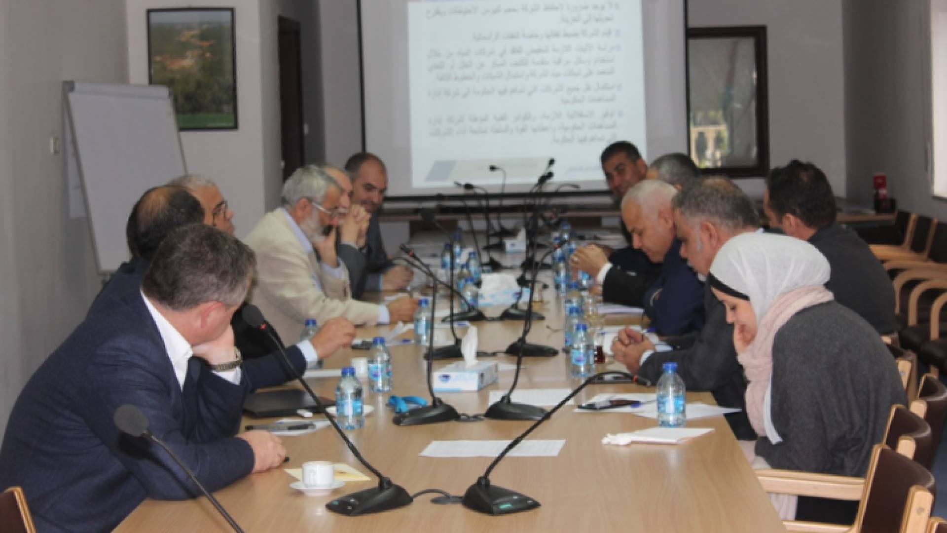 دراسة توصي بإعادة هيكلة بنود الموازنه والرقابة على مؤشرات الاداء المالي