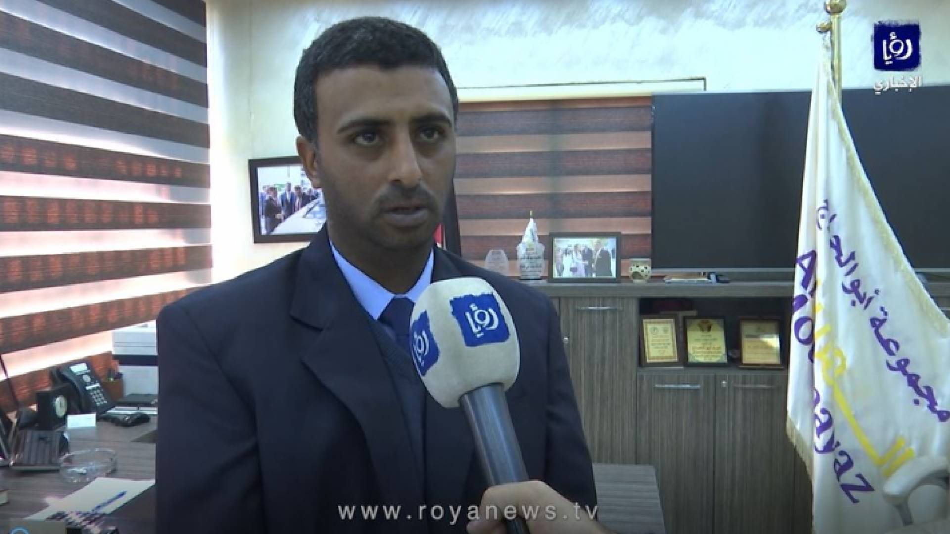 سائق تاكسي يسلم مبلغ مليون وسبعمئة الف دولار وذهب للأمن الوقائي